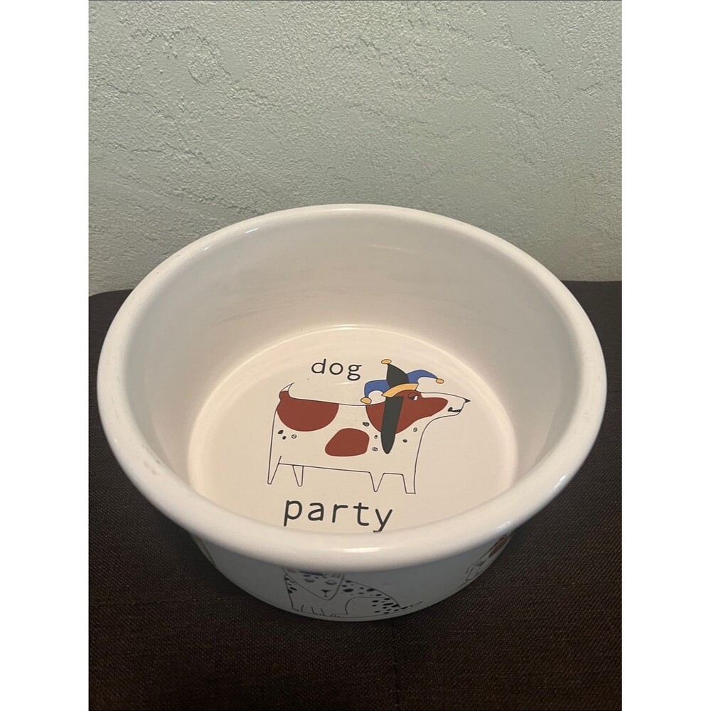 #2056* Ceramic Dog Bowl with 'Dog Party'DesignSignature Housewares Incorporated